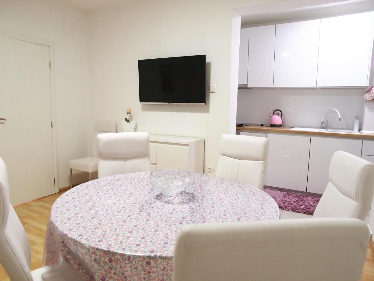 Apartmani Igor Makarska Exteriör bild
