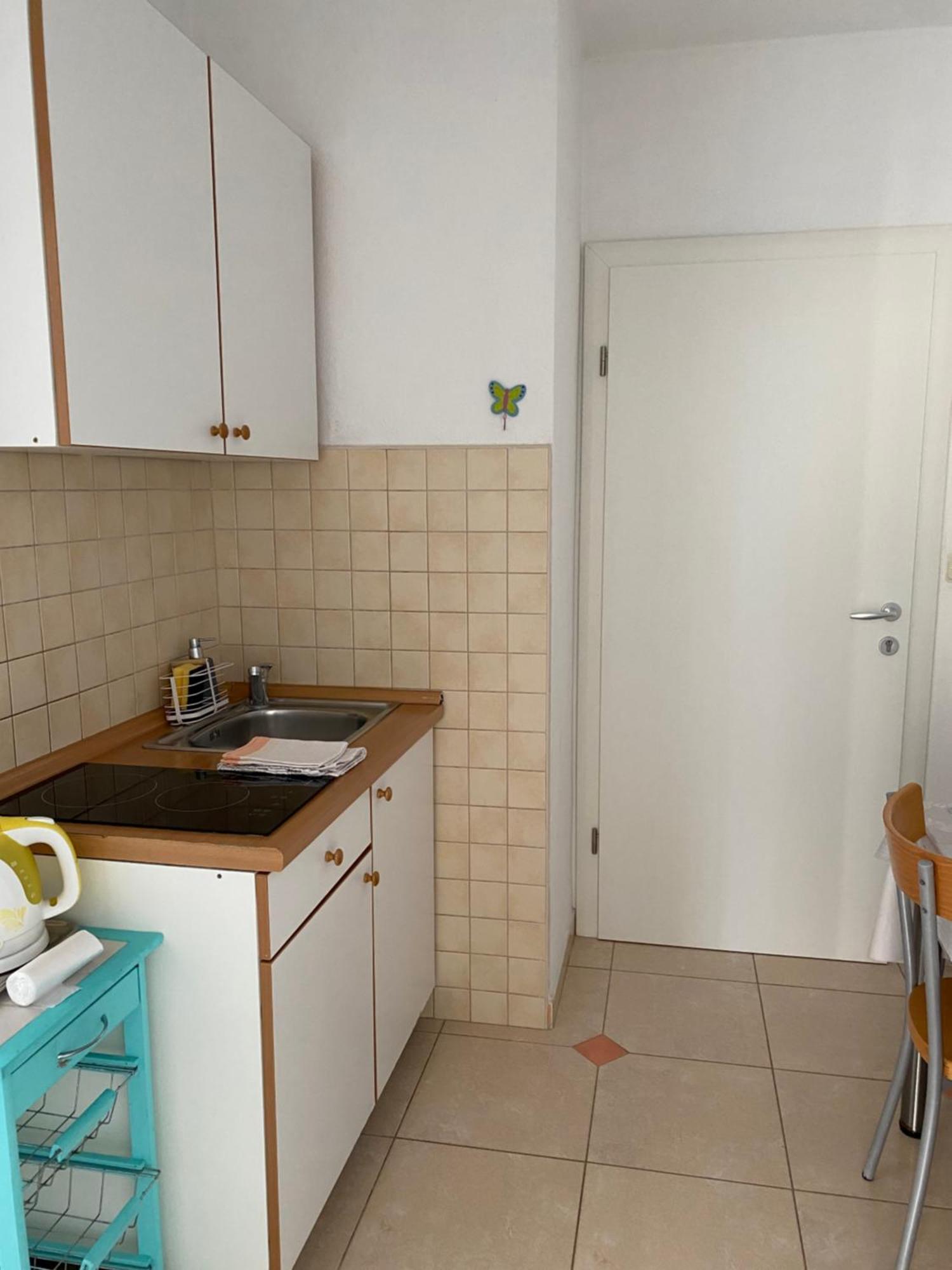 Apartmani Igor Makarska Rum bild