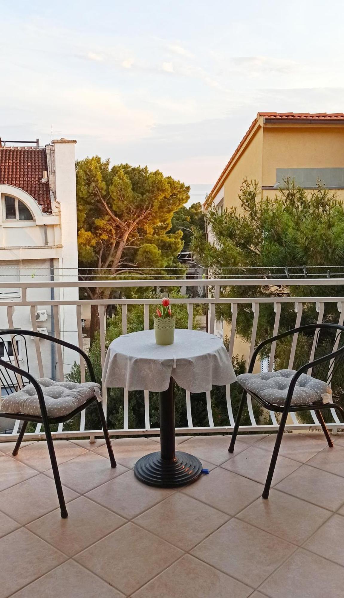Apartmani Igor Makarska Rum bild