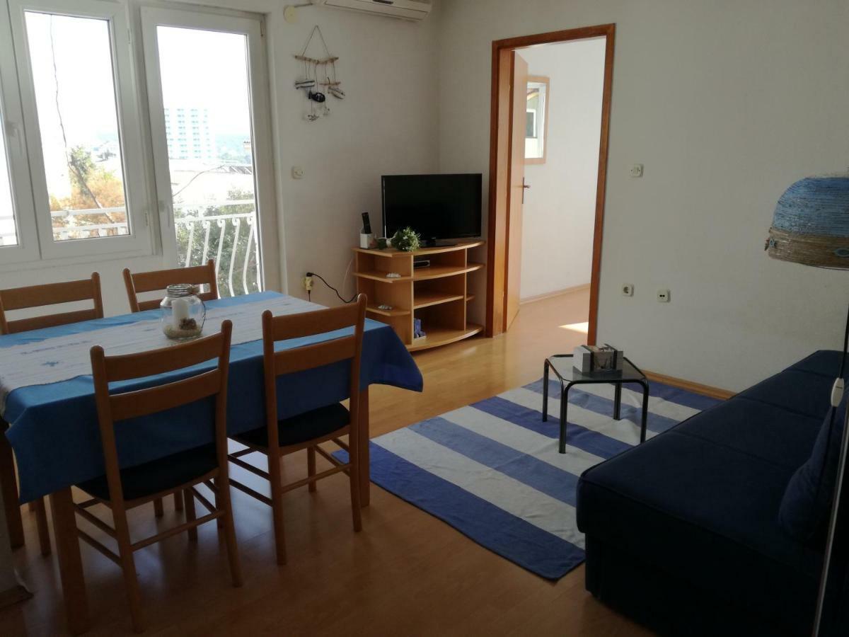 Apartmani Igor Makarska Rum bild